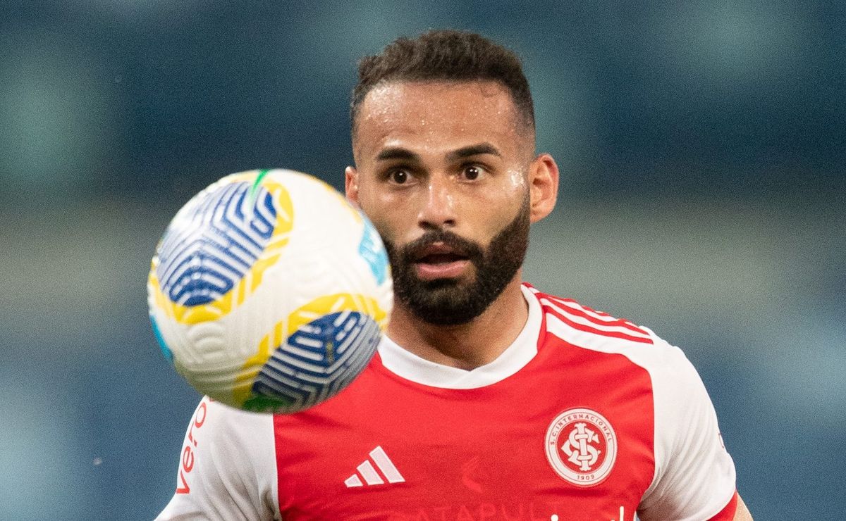 Flamengo cobra Internacional por dívida de R$ 1,55 milhão por Thiago Maia
