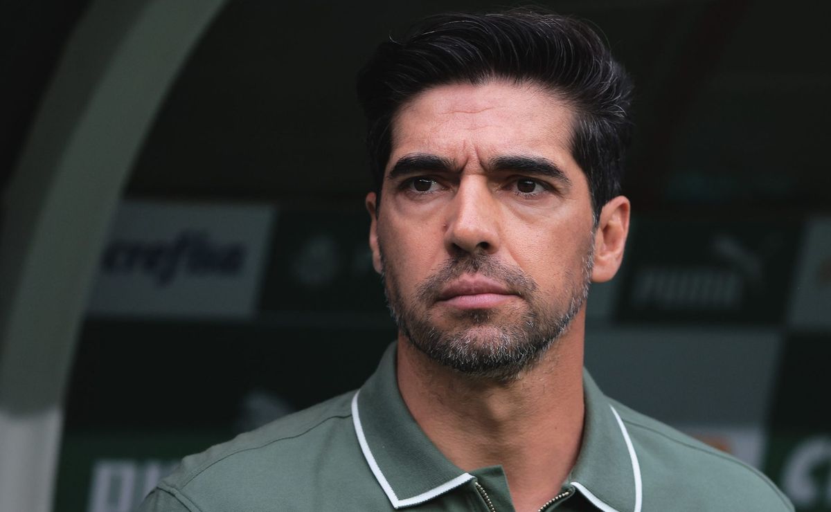 Abel Ferreira pode perder medalhão no Palmeiras para o Atlético-MG