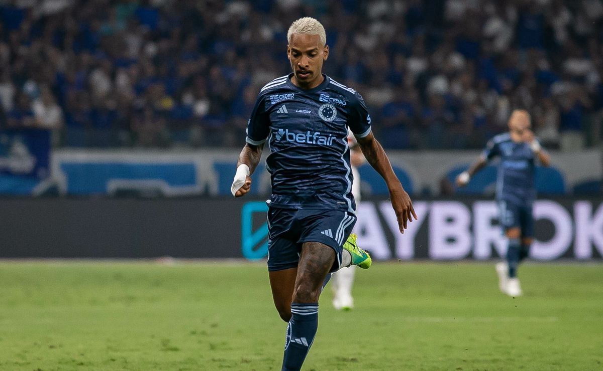 Matheus Pereira defende Seabra após vaias da torcida em Cruzeiro e São Paulo