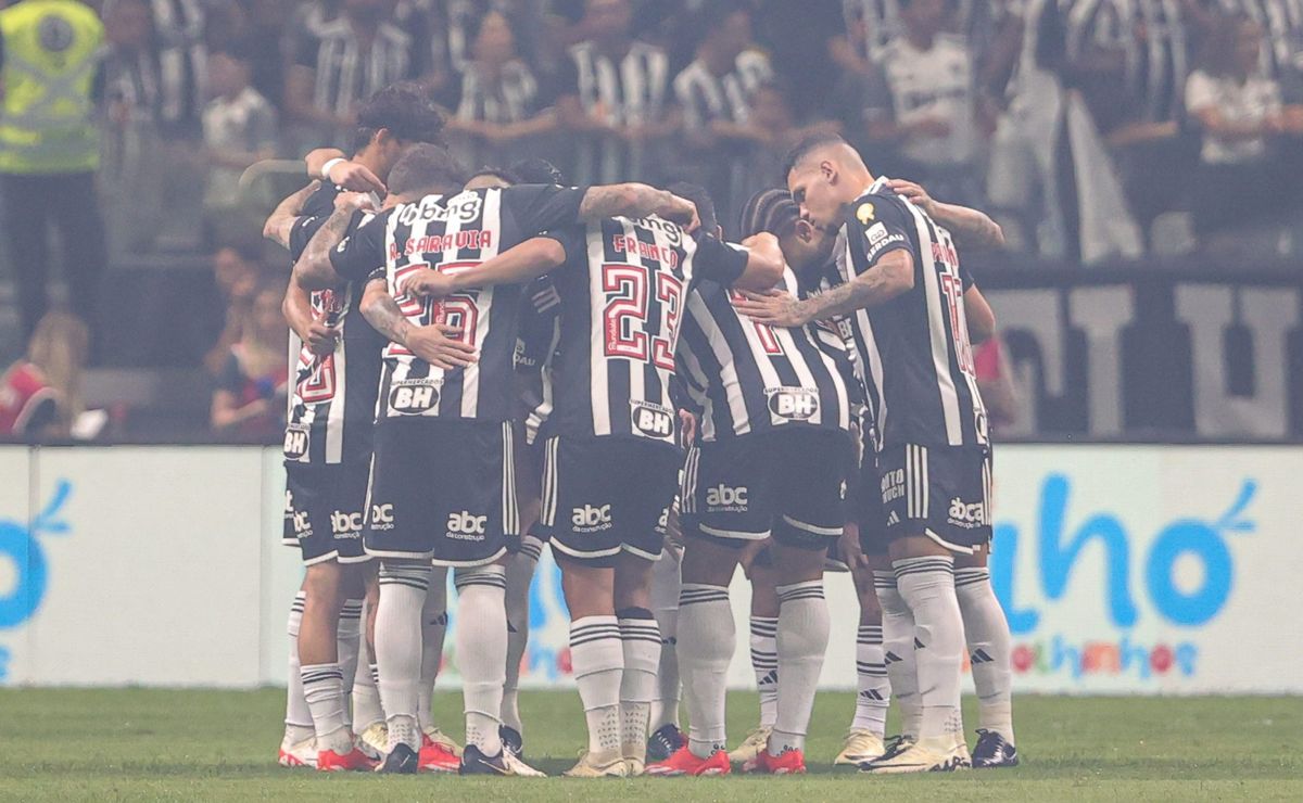 Atlético Mineiro enfrenta momento de definição na temporada e planeja reforços para 2025