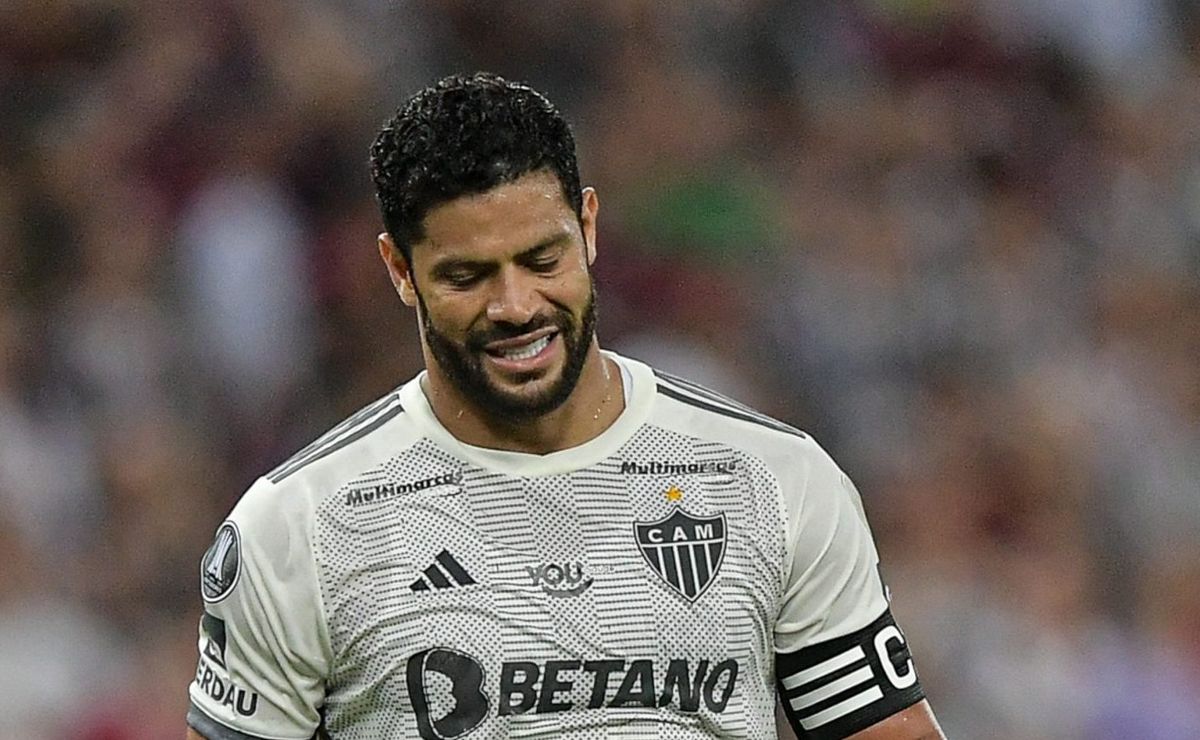 Hulk explica desentendimento com Scarpa em Fluminense x Atlético-MG na Libertadores: “Galera gosta de polêmica”