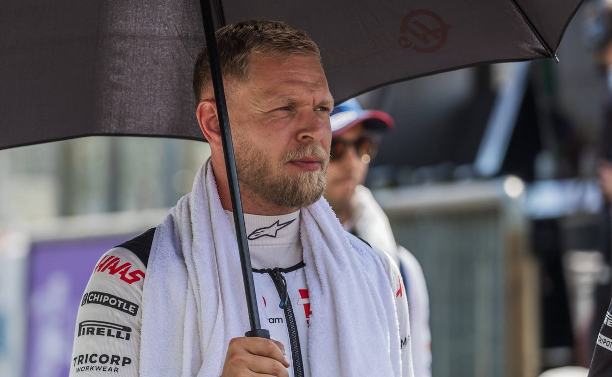 Kevin Magnussen critica a FIA após cumprir suspensão em punição no GP de Monza