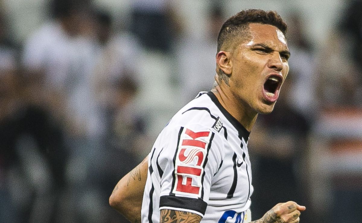 Carrillo revela conversa com Guerrero antes de fechar com o Corinthians: “Ele falou muito bem”