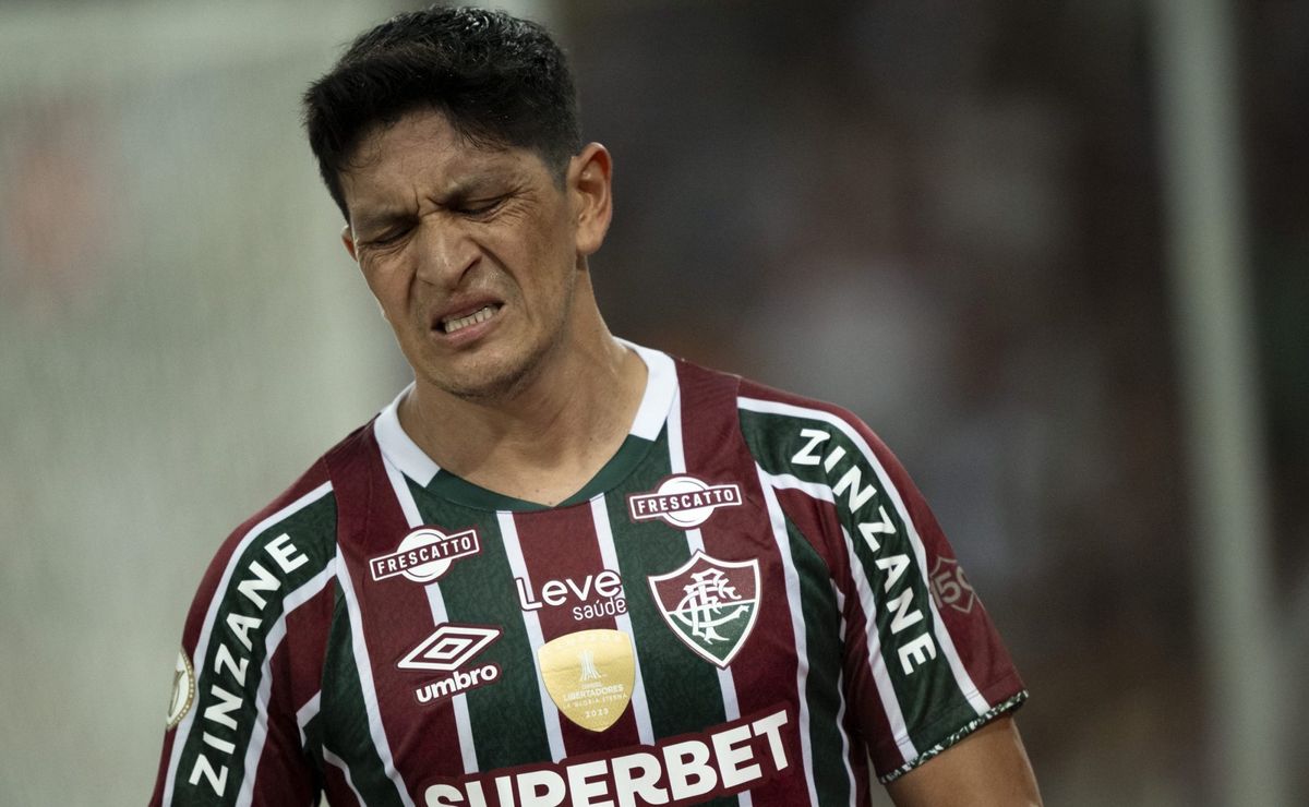 Recuperado de lesão, Cano é sincero sobre momento difícil no Fluminense: “Estava atrapalhando”