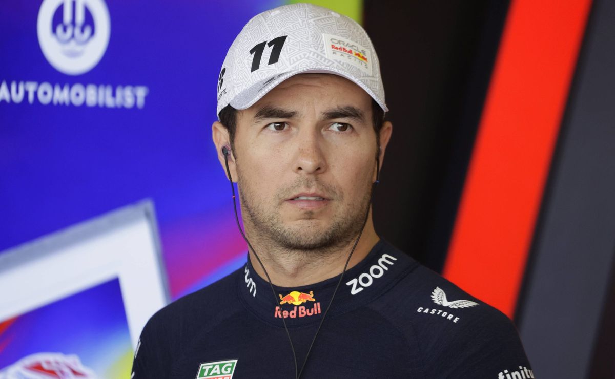 Sergio Pérez tem incerteza na Red Bull para temporada 2025, afirma Helmut Marko