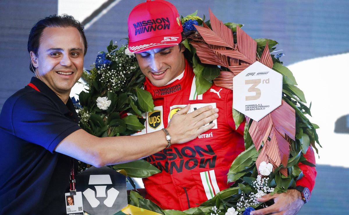 Felipe Massa analisa desempenho da Ferrari e aposta em futuro melhor para 2025