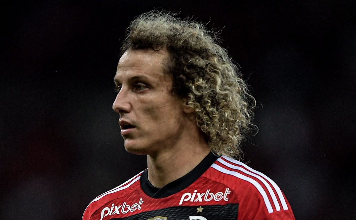 Corinthians Interessa em David Luiz e Zagueiro do Flamengo para 2025.