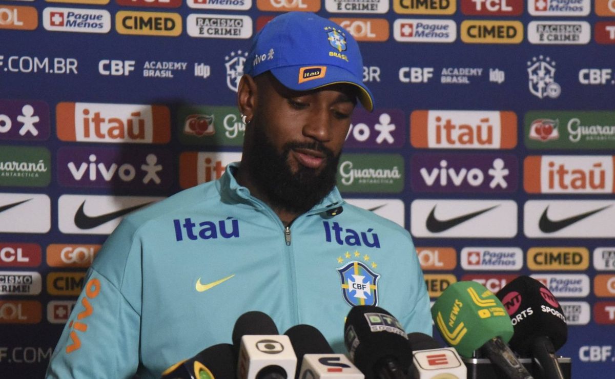 Gerson deixa Fabrício Bruno e meia do Flamengo marca golaço pela Seleção.