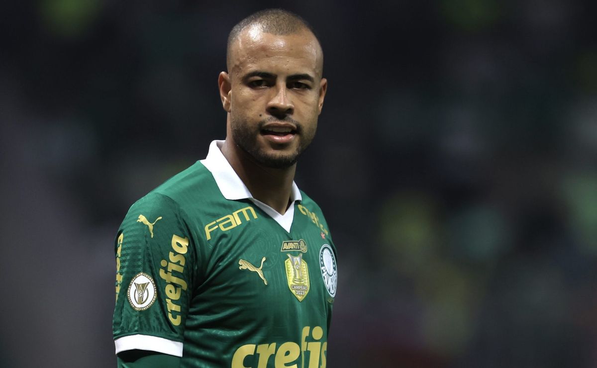 Palmeiras valoriza Mayke e busca 3 laterais de ponta em 2025.