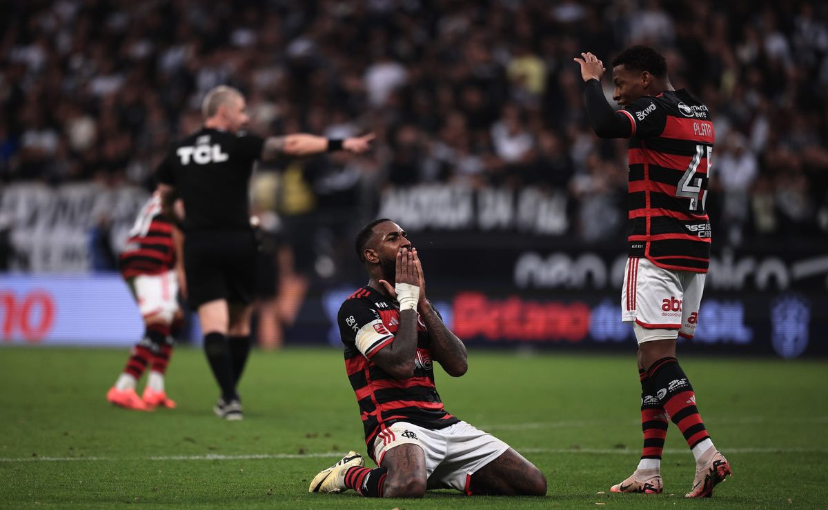 Com empate dramático, Flamengo elimina Corinthians e vai à final da Copa Betano do Brasil