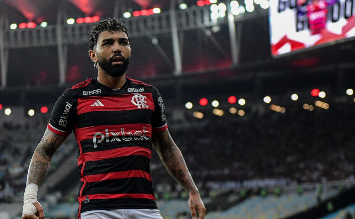 Gabigol não gostou de substituição em Corinthians x Flamengo, mas respeita decisão de Filipe Luís