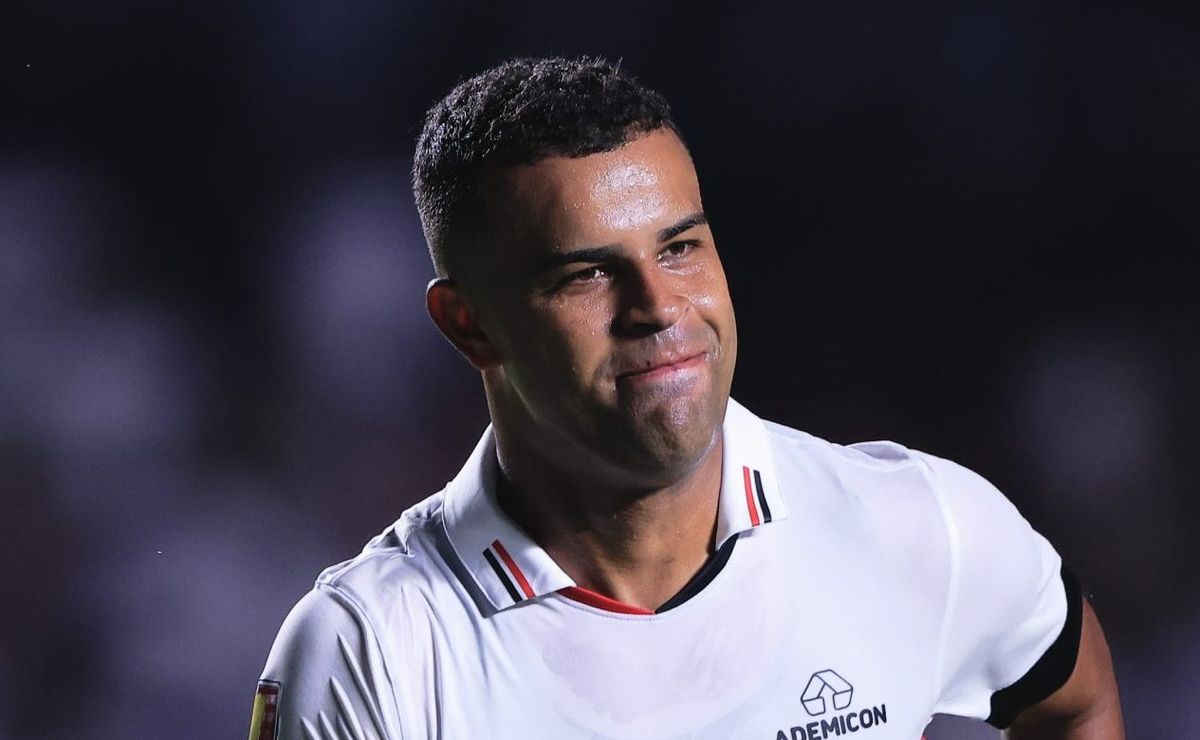 EXTENSÃO COM TITULAR! São Paulo avança na renovação de contrato com dono da posição até 2027