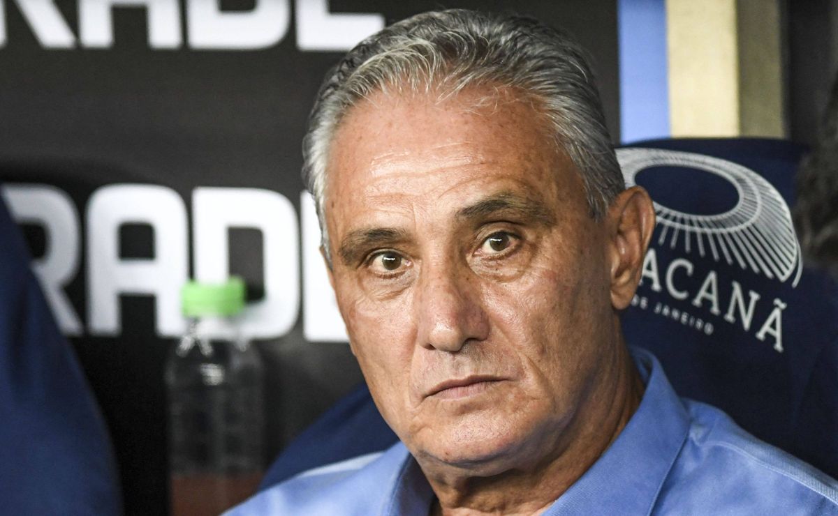 Contratado: Tite assina com rival do Flamengo um mês após demissão.