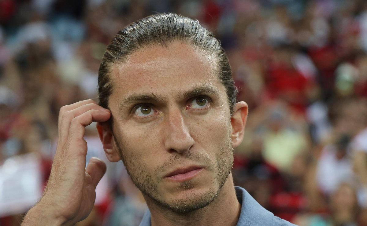 Flamengo deve dispensar Allan, Pablo e mais um medalhão, informa Filipe Luís