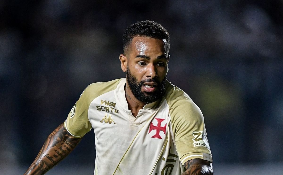 Alex Teixeira fora do Vasco é pedido pela torcida após vitória sobre o Bahia: “Constrangedor”