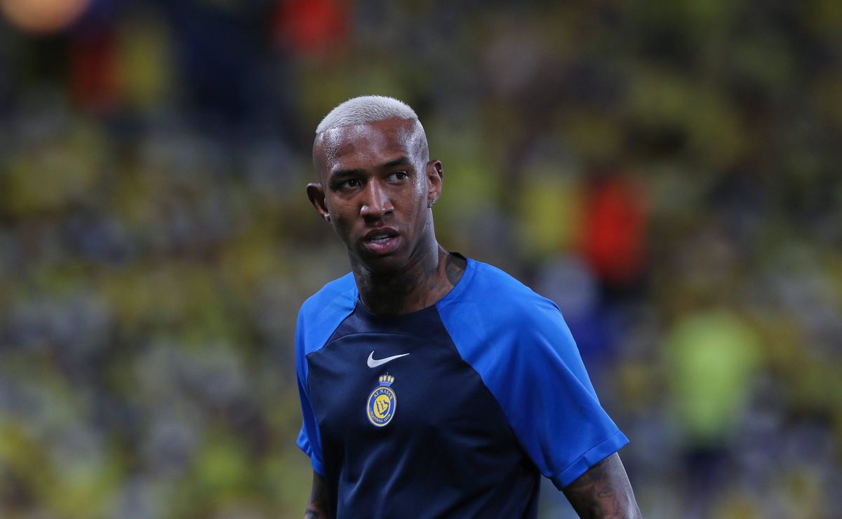 Antony e Anderson Talisca fora dos planos do Flamengo para 2025.