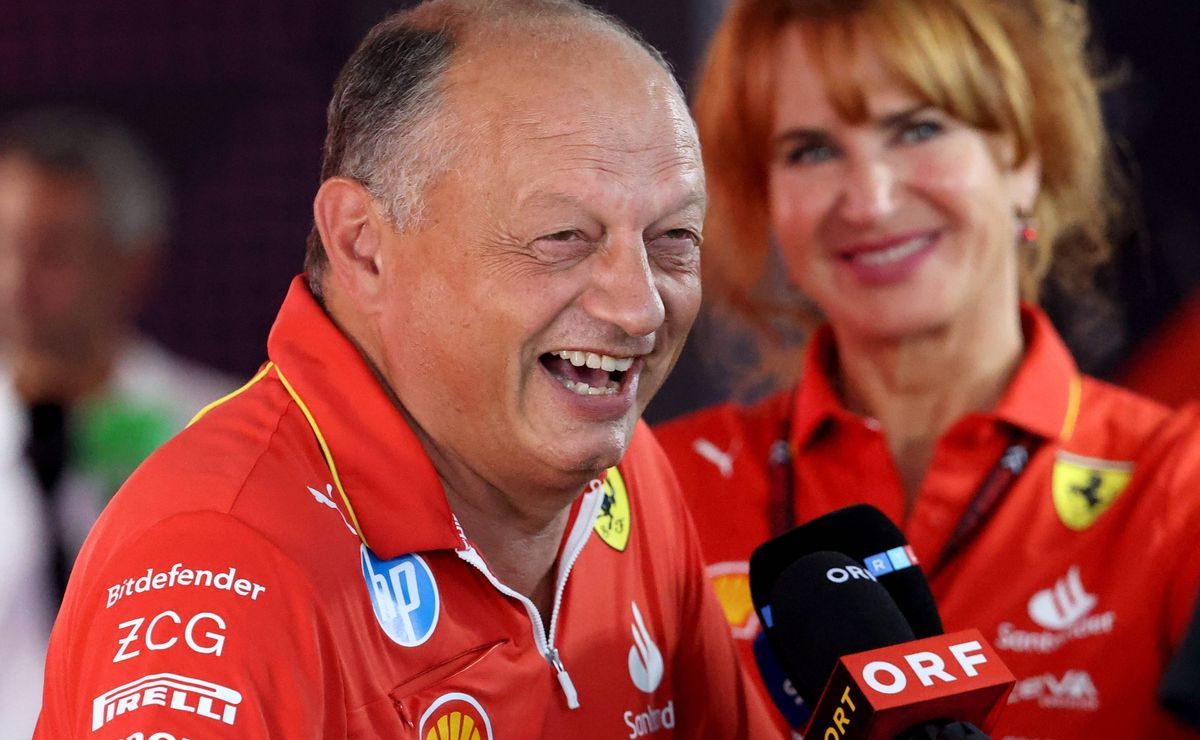 Fred Vasseur disse que convencer Hamilton para assinar com a Ferrari foi “extremamente fácil”