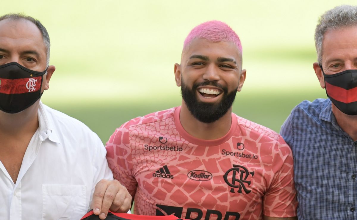 Marcos Braz dá resposta atravessada sobre Gabigol no Flamengo horas antes de pegar o Cuiabá; Estafe não responde