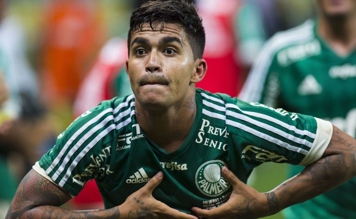 Investidores auxiliam Santos a negociar com Dudu, do Palmeiras.
