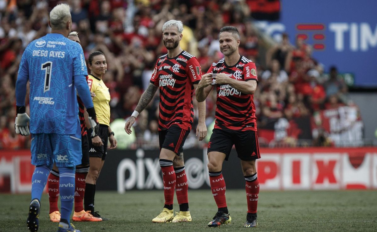 Diego Ribas acompanhará Flamengo em sorteio do Mundial de Clubes.
