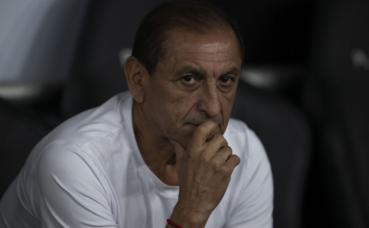 Corinthians Amplia Contrato de Ramón Díaz para até 2026, Anuncia Neto