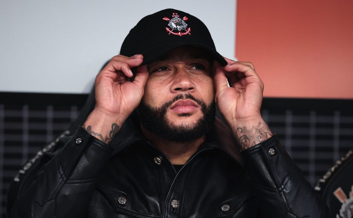 Depay solicita permanência de Yuri Alberto no Corinthians para temporada de 2025.