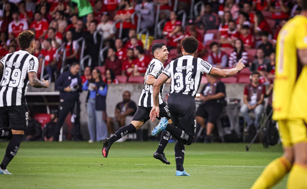 Savarino sacramenta temporada brilhante em Inter x Botafogo: “Gol mais bonito”