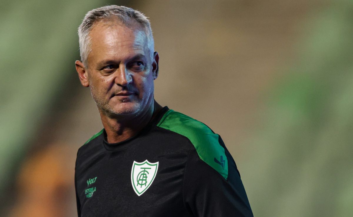 Lisca acusa Palmeiras de pagar 