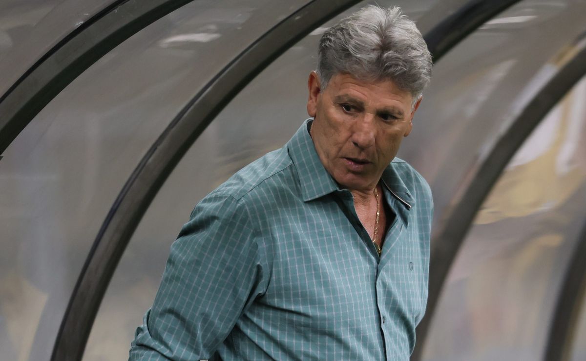 Grêmio pode perder disputa por primeiro reforço de 2025 para Flamengo e Corinthians