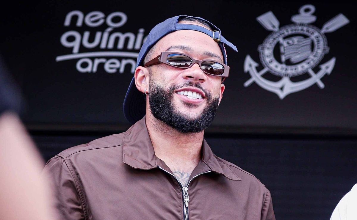 Corinthians de 2025: Previsões de vidente indicam novos rumos com Memphis Depay.