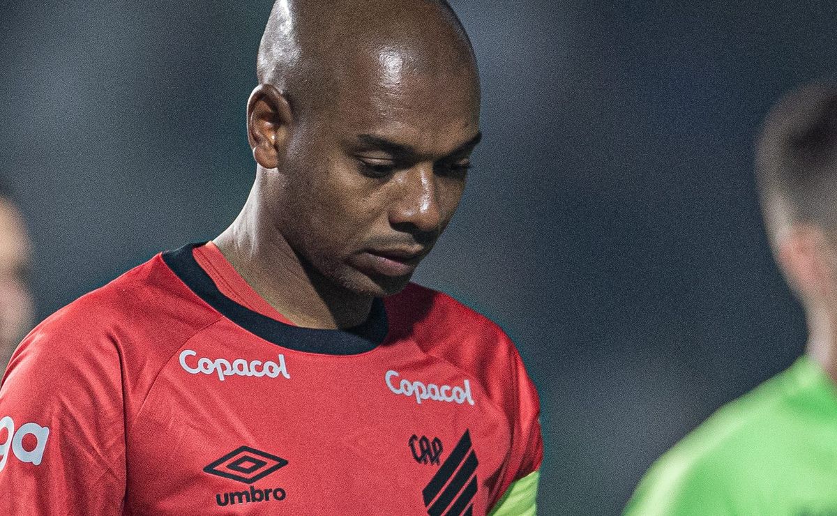 Fernandinho no Atlético-MG tem veredito e Victor não deve fechar com o jogador