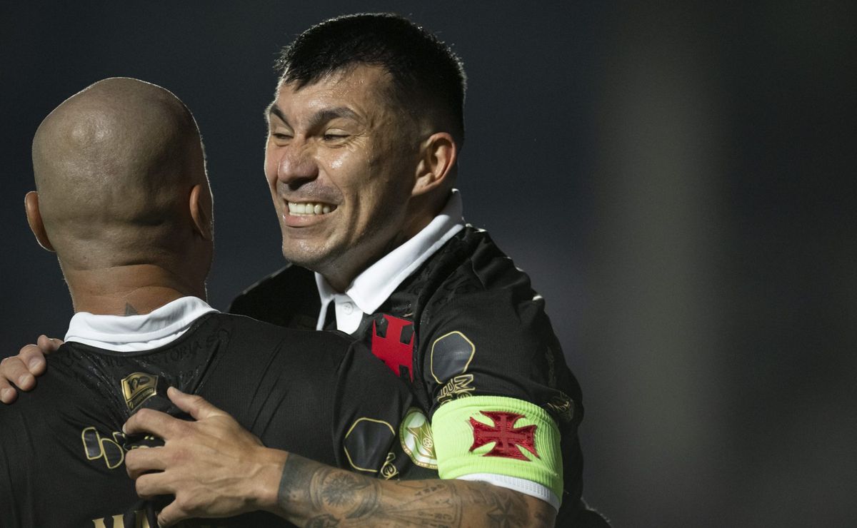 Gary Medel, ex-Vasco, toma decisão surpreendente na carreira e rescinde com o Boca Juniors