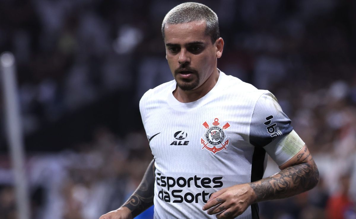 Corinthians acrescenta benefícios em empréstimo de Fagner ao Cruzeiro para lucrar
