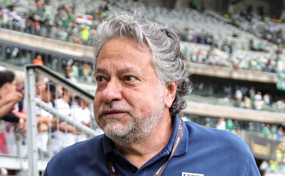Pré-temporada: Casares responde Leila e menciona os 