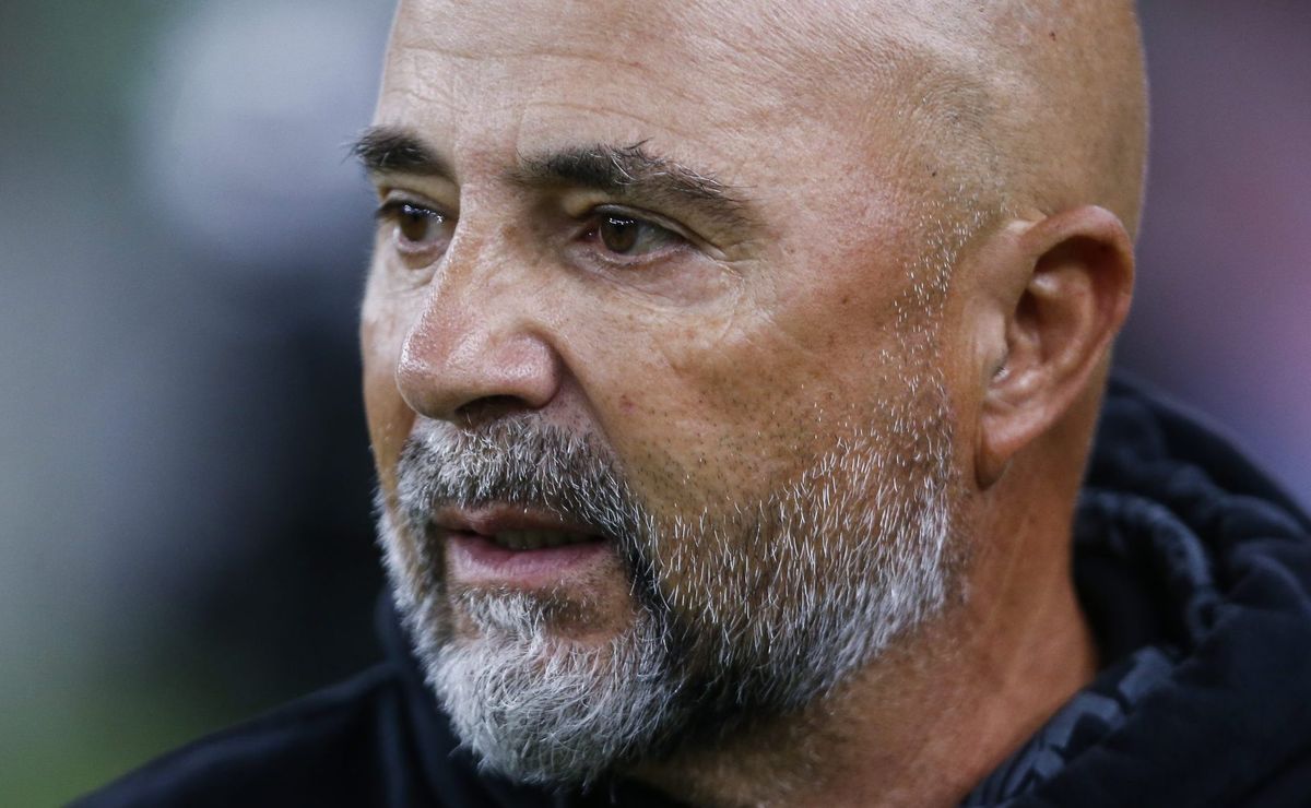 Jorge Sampaoli envolvido em drama no Rennes-FRA e polêmica com o Flamengo surge