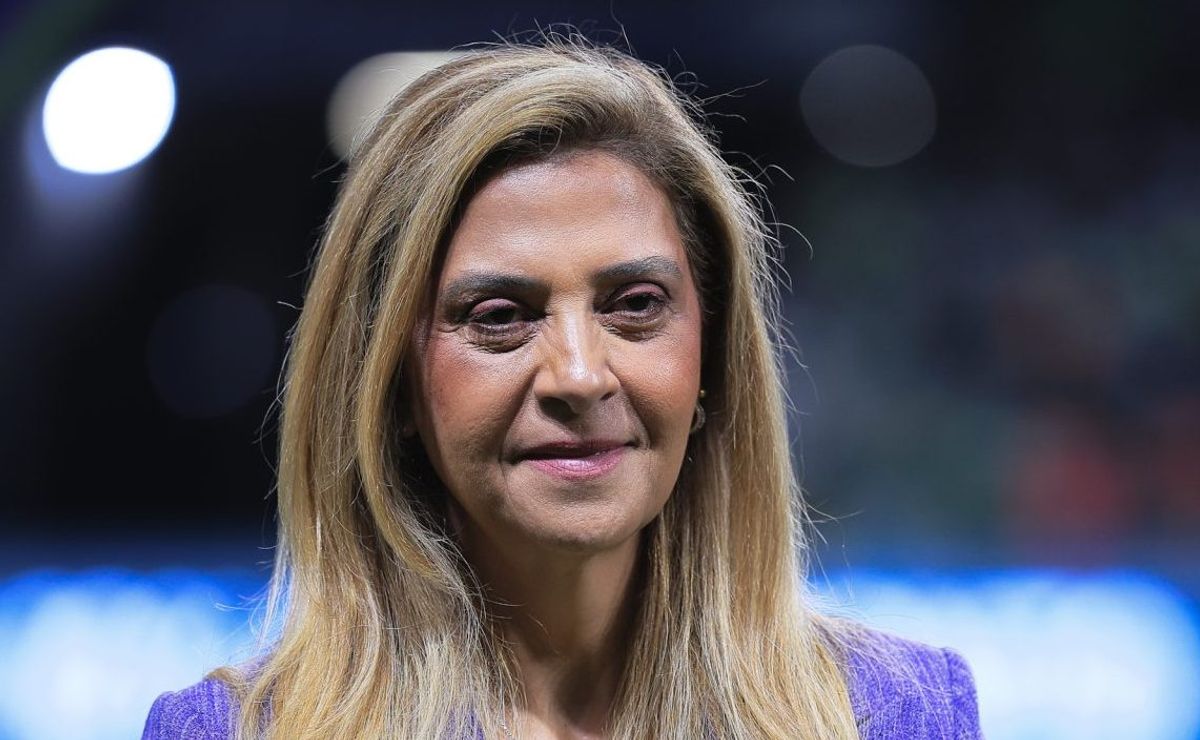 Presidente do Flamengo conversa com Leila Pereira sobre pré-temporada.