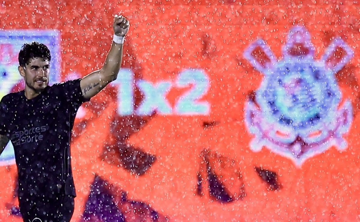 Corinthians vence bragantino em estreia do paulistão com reservas.