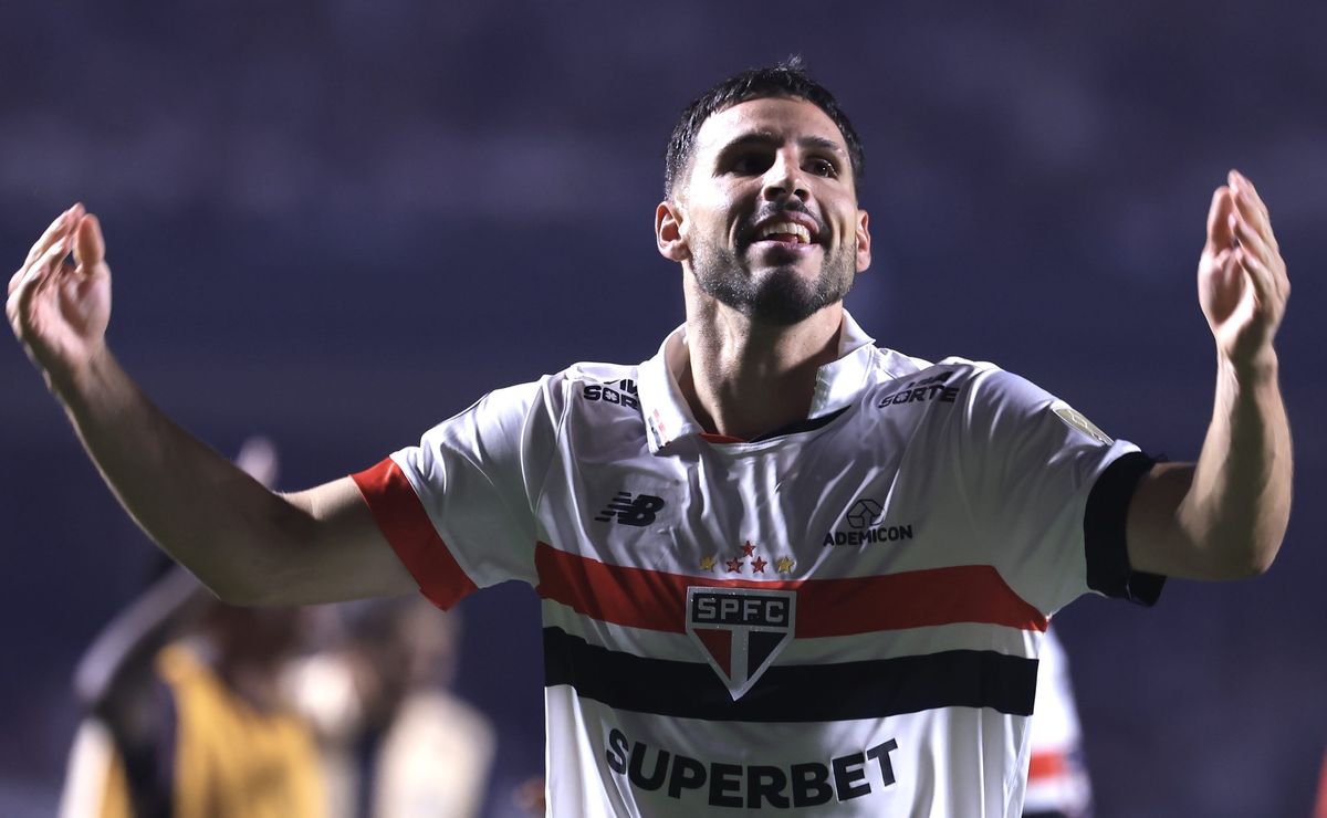 Calleri confessa pedido para Oscar no time do São Paulo: “Não vai pedir…” 