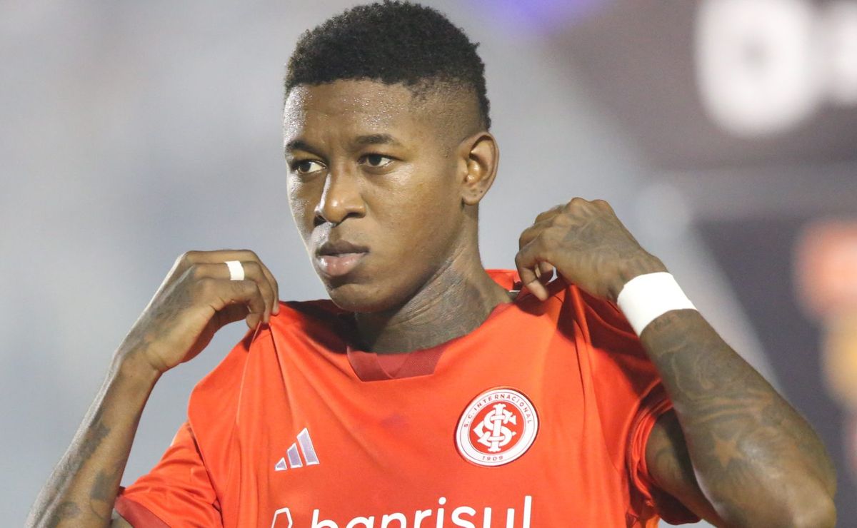 Empresário de Vitão decide futuro do jogador após proposta do Flamengo.