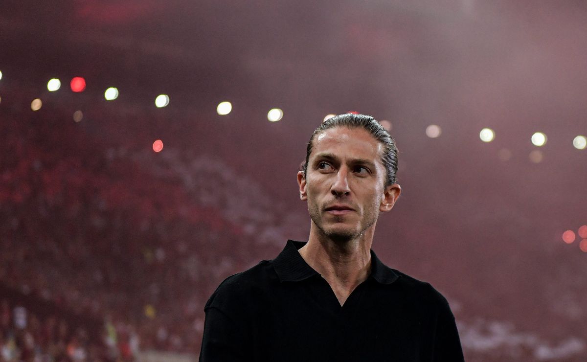 Flamengo confirma retorno de Cleiton dos EUA para jogo contra o Bangu.