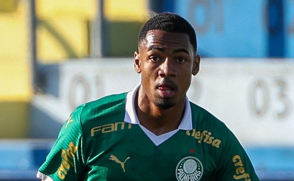 Pouca experiência de Allan impacta derrota do Palmeiras em jogo decisivo