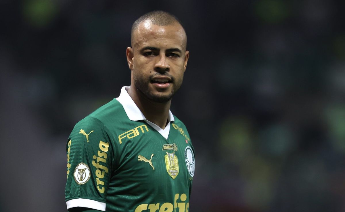 Mayke celebra marca histórica, mas lamenta derrota do Palmeiras no Paulistão.