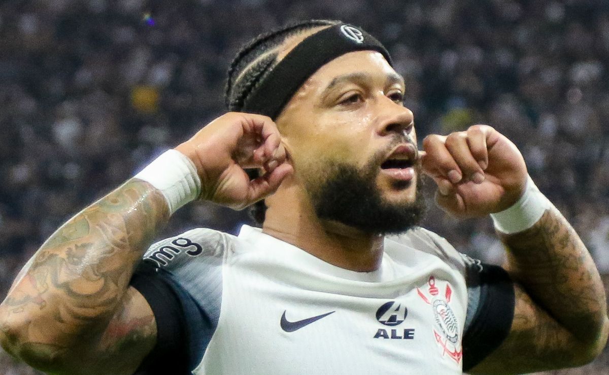 Memphis Depay lidera busca por títulos no Corinthians em 2025