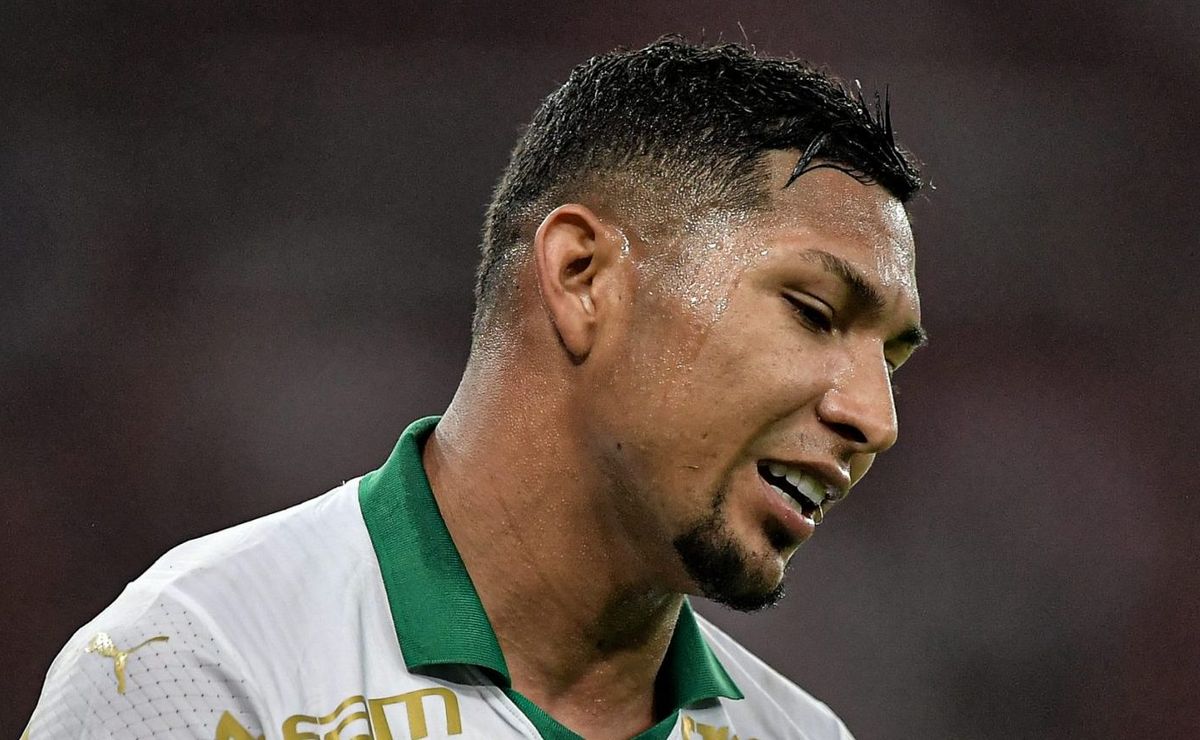 Rony desfalca Palmeiras no dérbi contra o Corinthians por decisão de Abel Ferreira