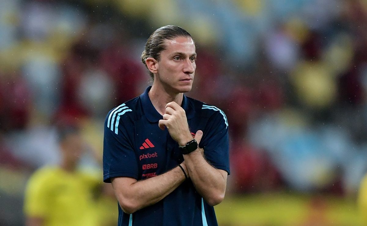 Filipe Luís envia mensagem ao Fluminense e revela desejo de vitória no Flamengo