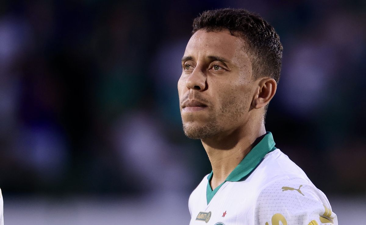 Marcos Rocha compromete e torcida do Palmeiras reage com críticas severas.