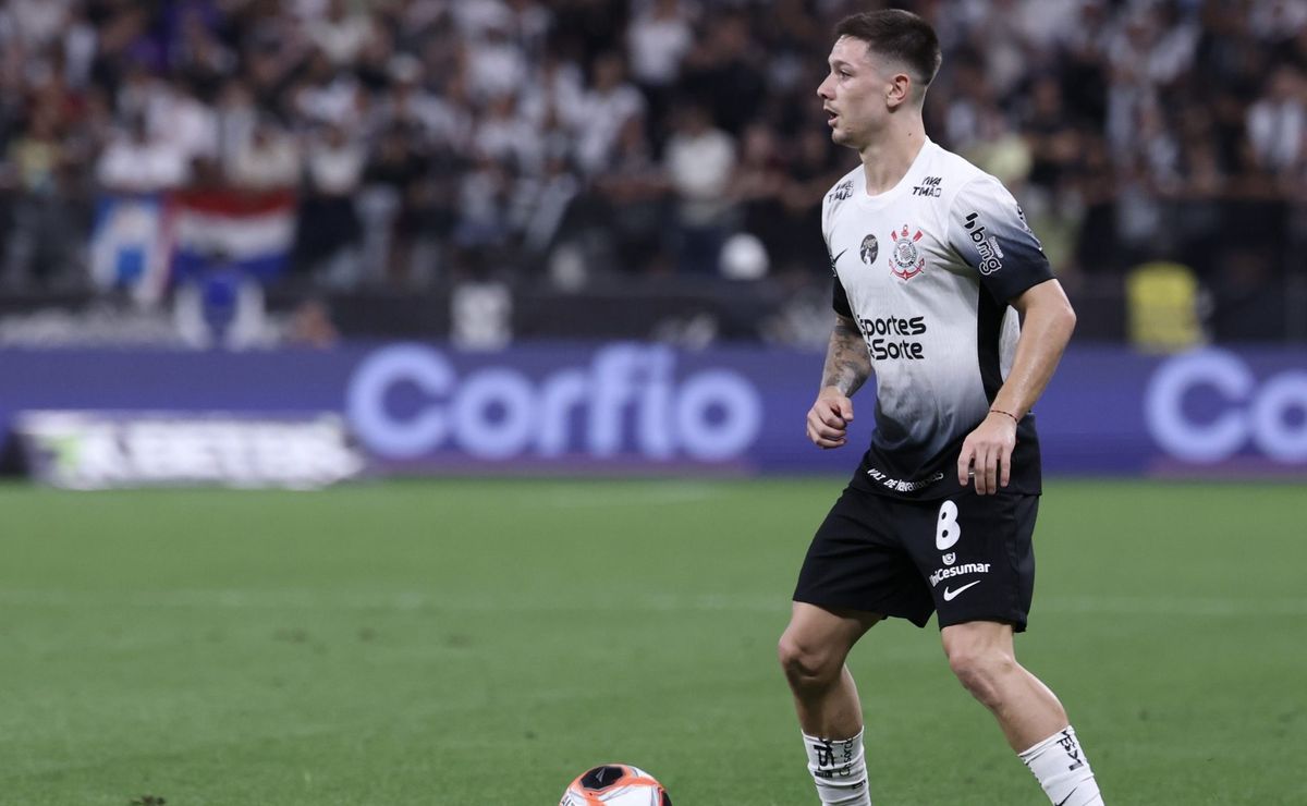 Torcedores criticam homenagem do Corinthians para Garro após falta de títulos.