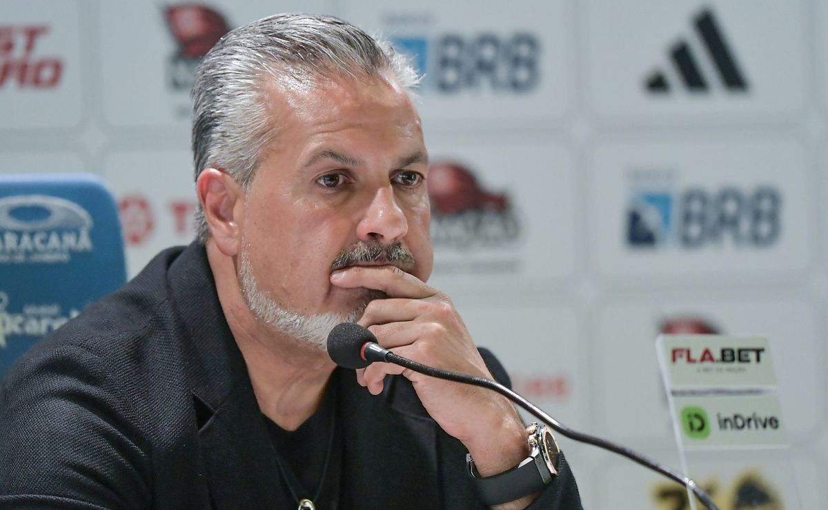 Novo Técnico Sub-20 do Flamengo, Nuno Santos, Amigo de Boto, se Apresenta