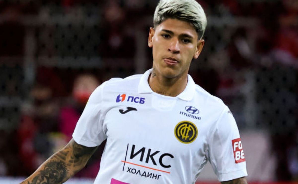 Dínamo de Moscou diz 'sim' para venda de Jorge Carrascal ao Palmeiras