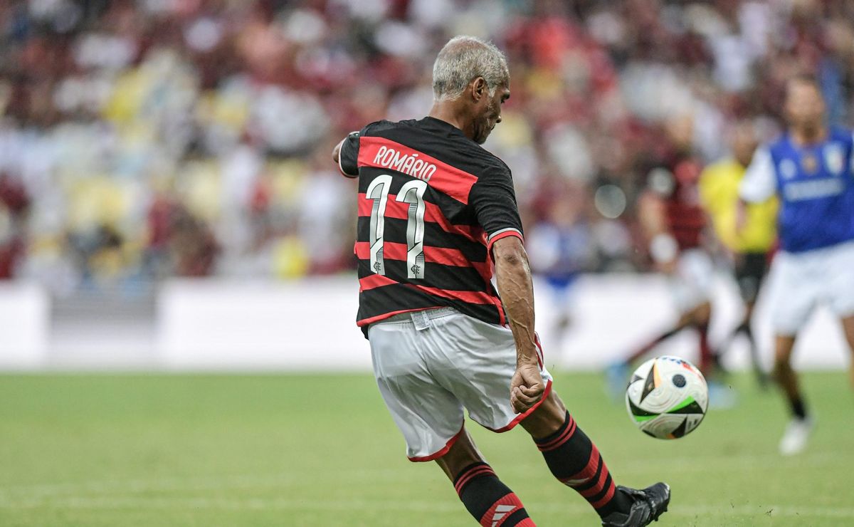 Romário revela sua antiga preferência clubística: Eu era Flamengo